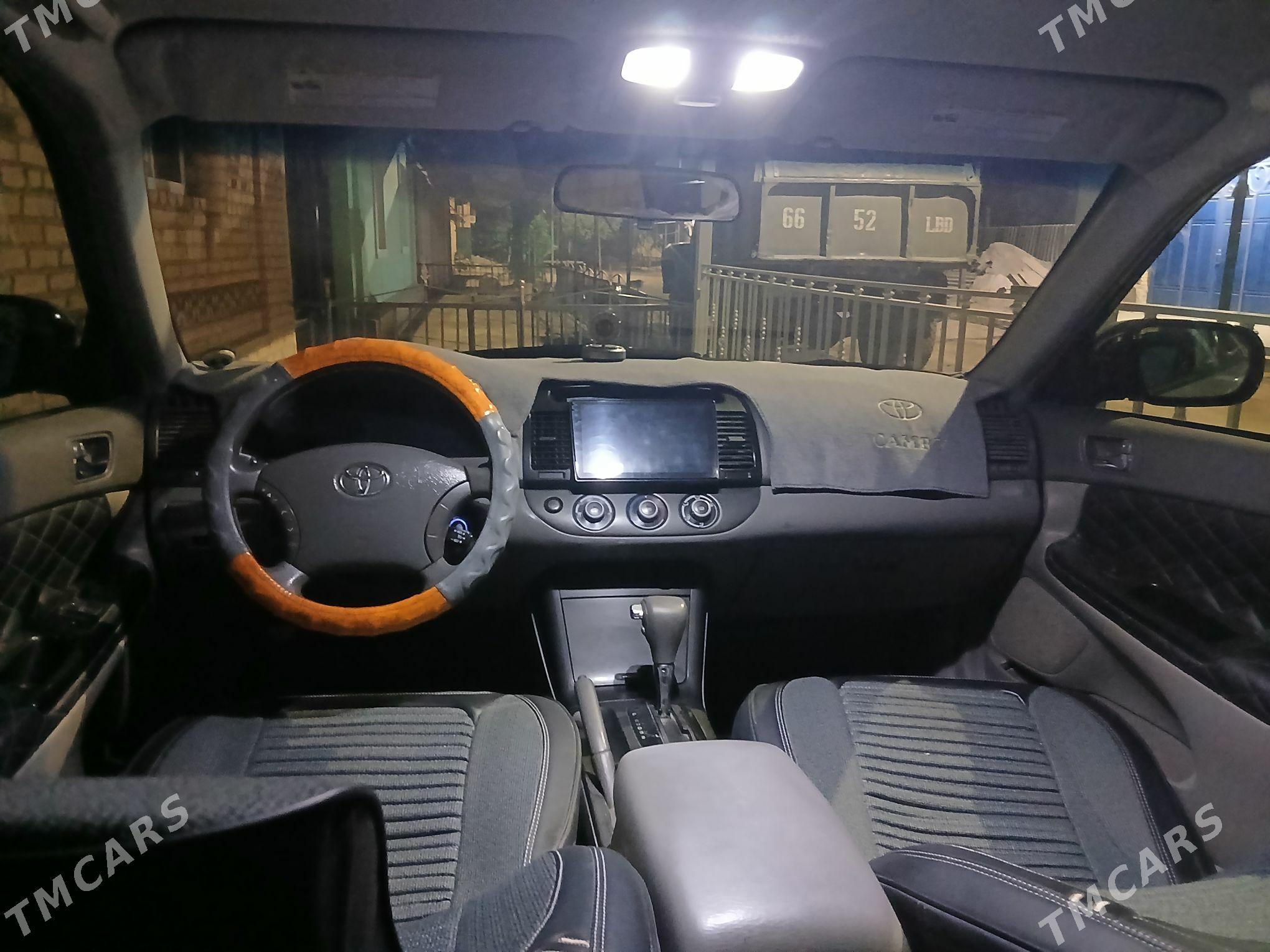 Toyota Camry 2006 - 170 000 TMT - Фарап - img 2