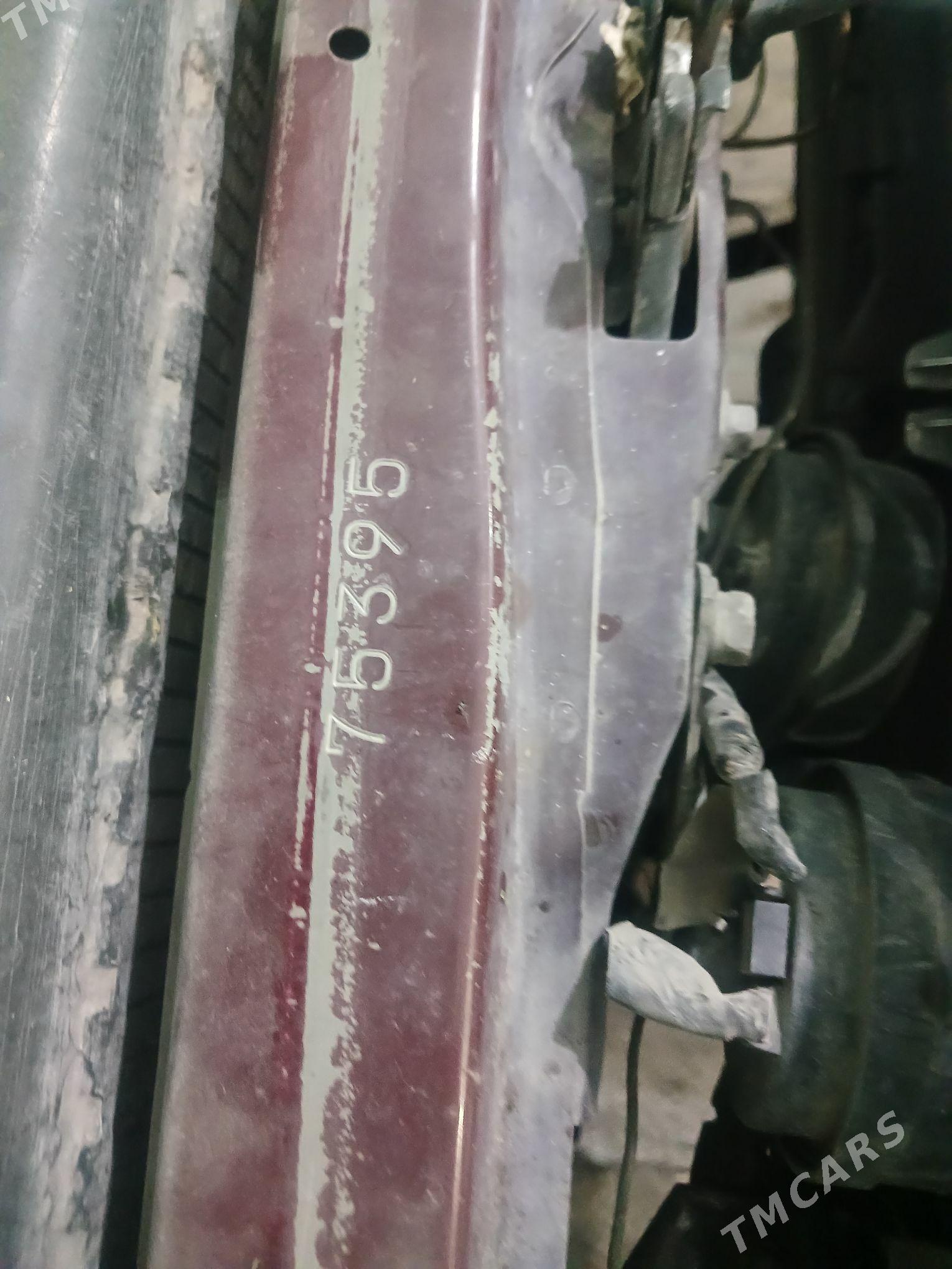 Toyota Avalon 1996 - 125 000 TMT - Сейди - img 5