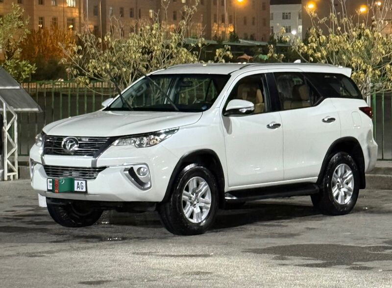 Toyota Fortuner 2017 - 520 000 TMT - Ашхабад - img 7