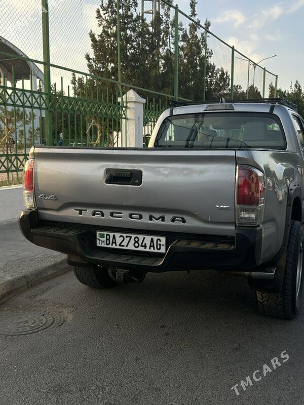 Toyota Tacoma 2017 - 380 000 TMT - Aşgabat - img 3