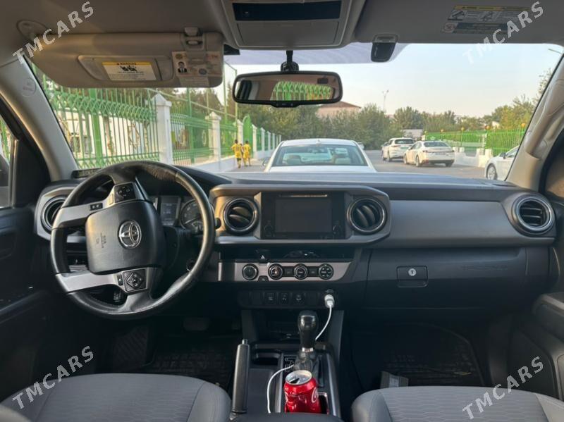 Toyota Tacoma 2017 - 380 000 TMT - Aşgabat - img 4