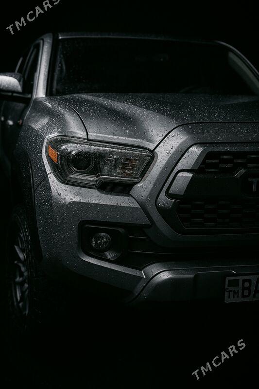 Toyota Tacoma 2017 - 380 000 TMT - Aşgabat - img 7
