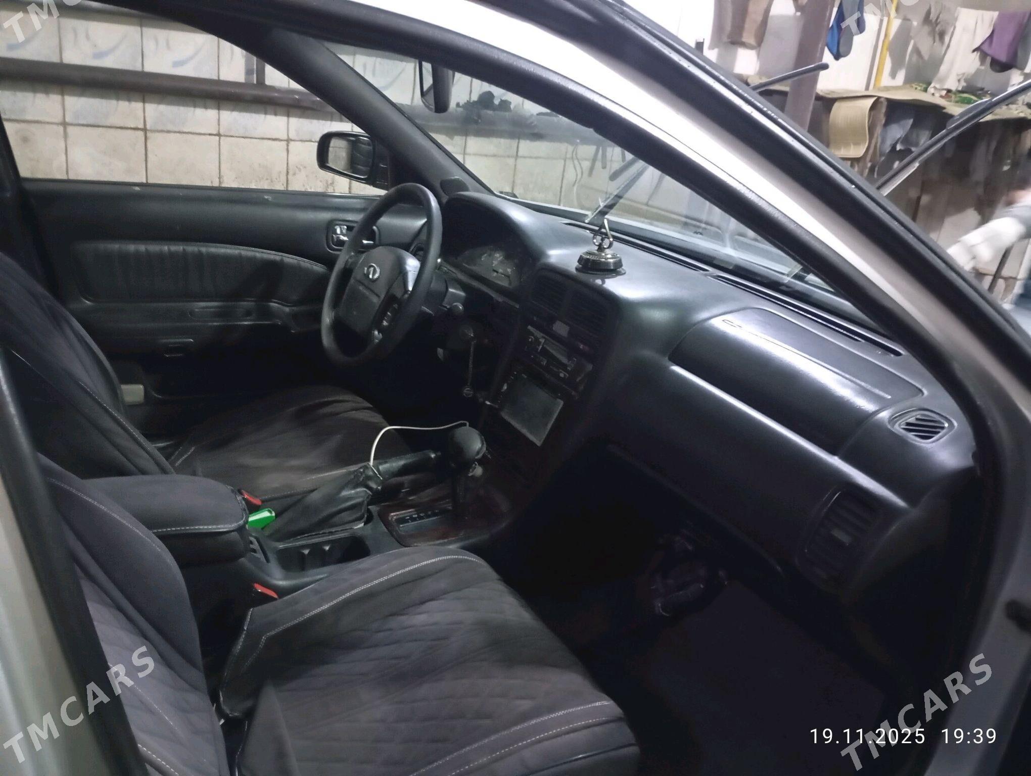 Infiniti I30 1997 - 65 000 TMT - Seýdi - img 8