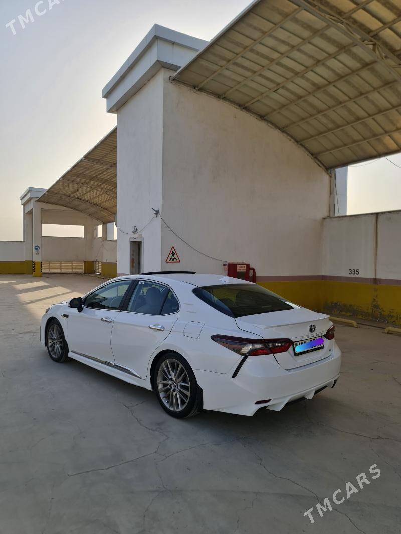 Toyota Camry 2022 - 269 000 TMT - Ашхабад - img 4