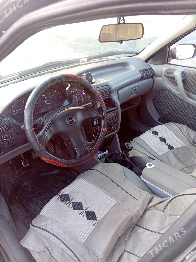 Opel Astra 1994 - 40 000 TMT - Саят - img 3