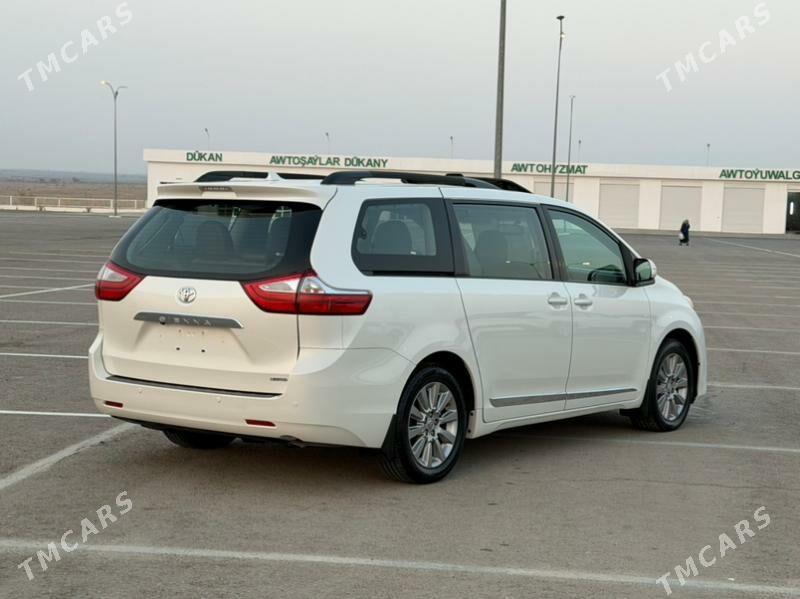 Toyota Sienna 2017 - 551 000 TMT - Ашхабад - img 3