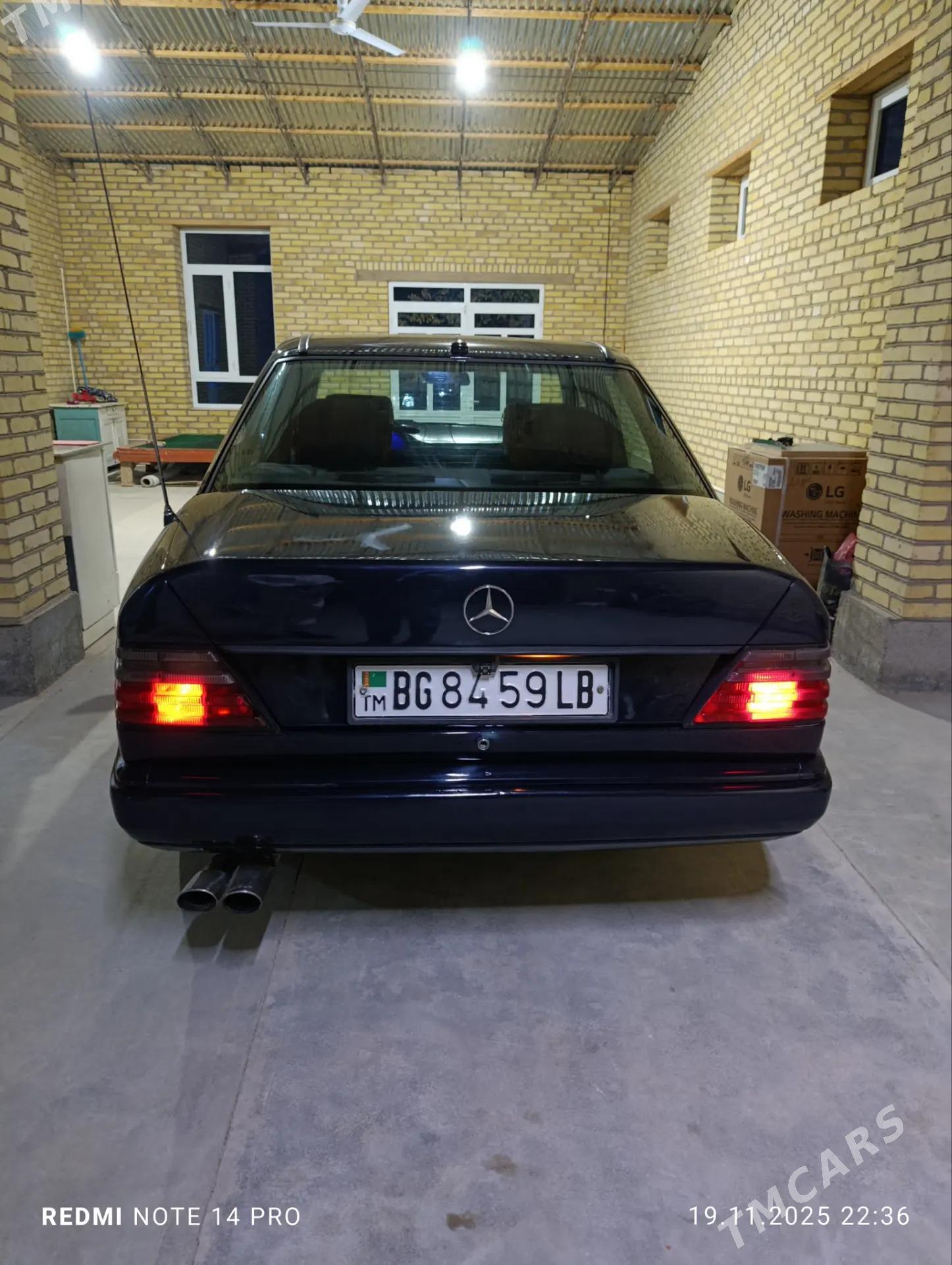 Mercedes-Benz 500E 1985 - 40 000 TMT - Туркменабат - img 2