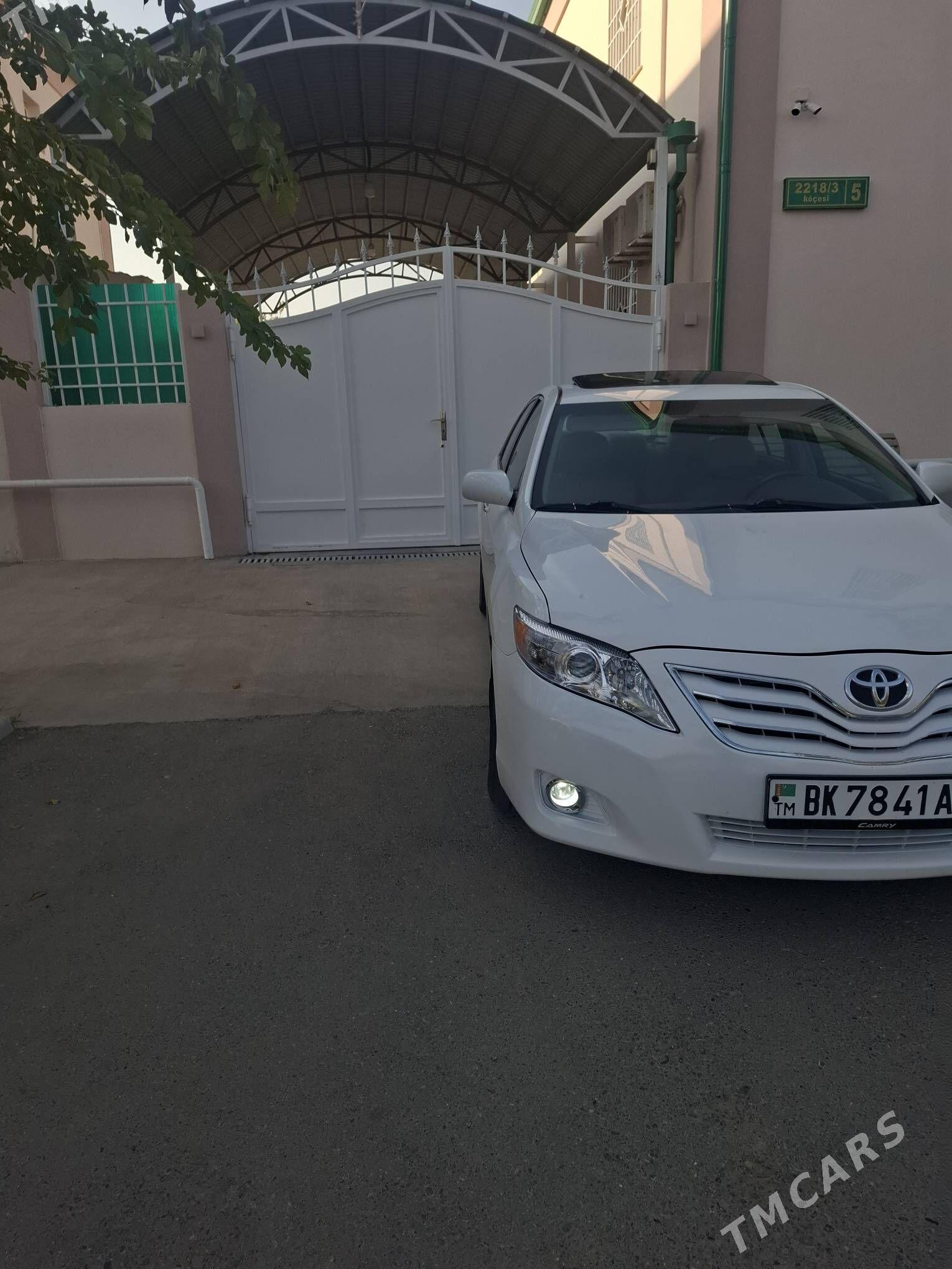 Toyota Camry 2011 - 220 000 TMT - Чоганлы - img 1