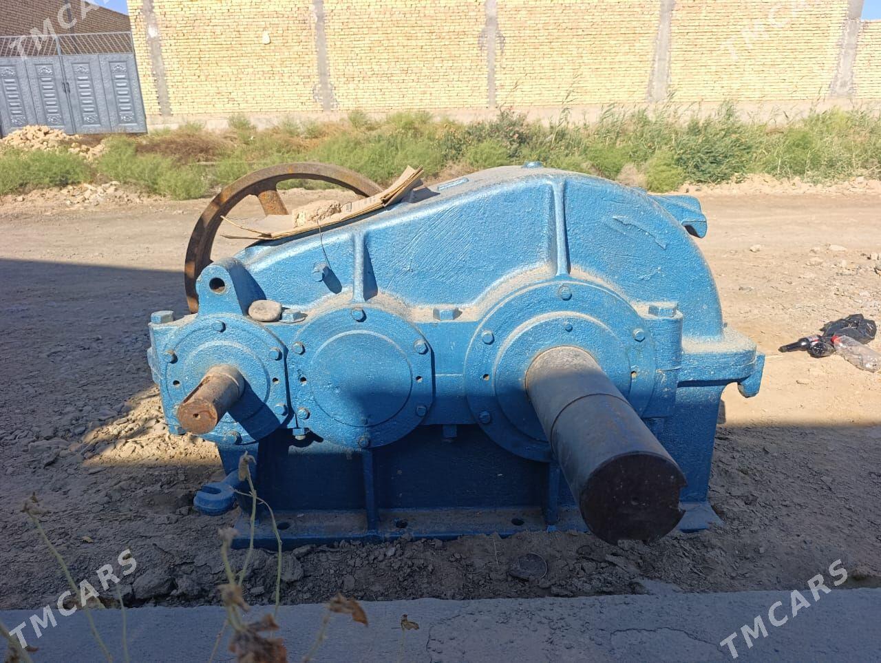 редуктор (reduktor) - Baýramaly - img 1