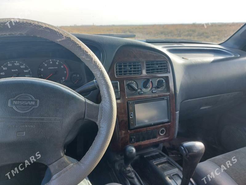 Nissan Pathfinder 1998 - 70 000 TMT - Теджен - img 7