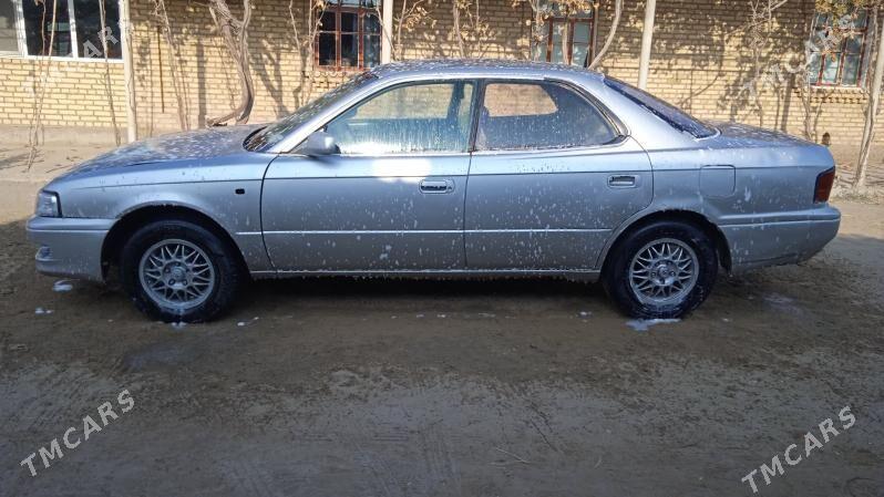 Toyota Vista 1994 - 50 000 TMT - Дянев - img 3