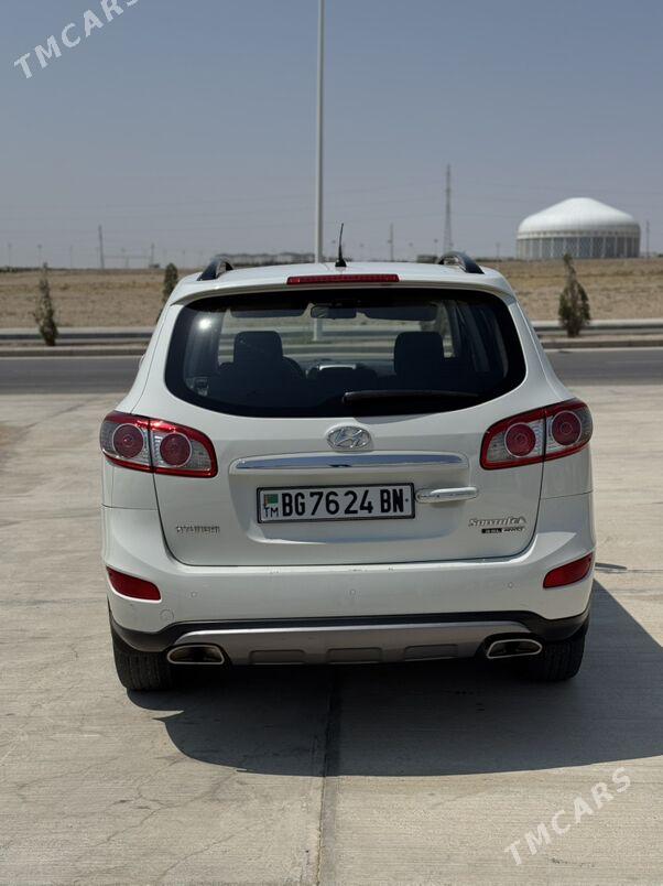 Hyundai Santa Fe 2012 - 190 000 TMT - Balkanabat - img 2