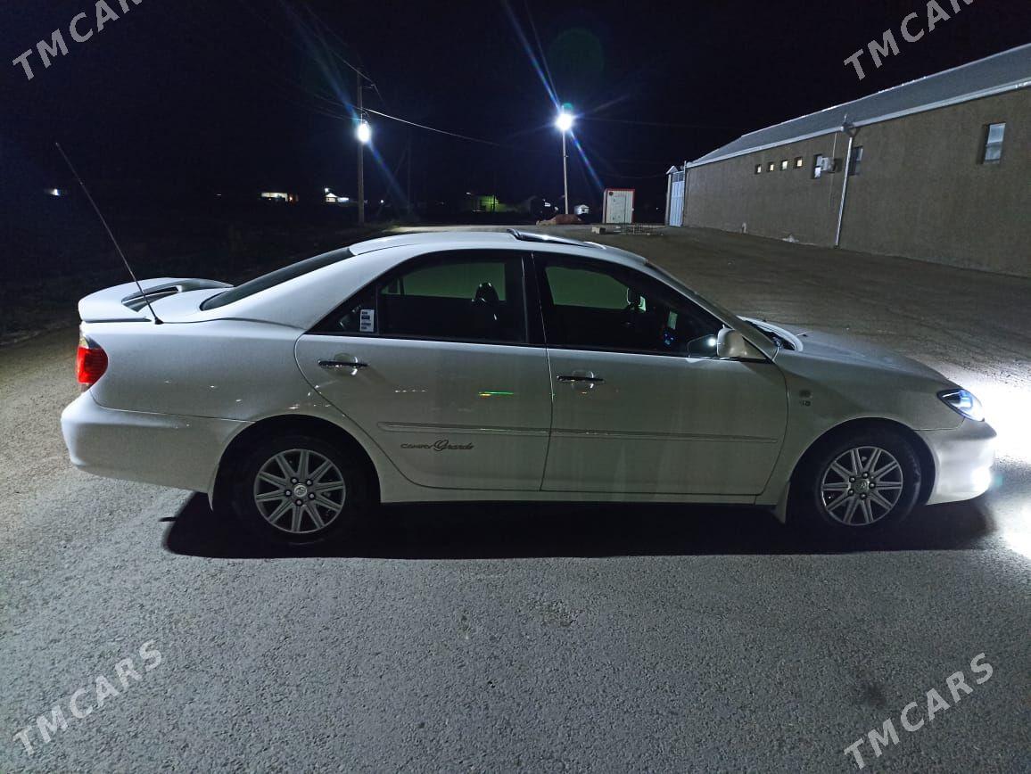 Toyota Camry 2002 - 225 000 TMT - Sarahs - img 3