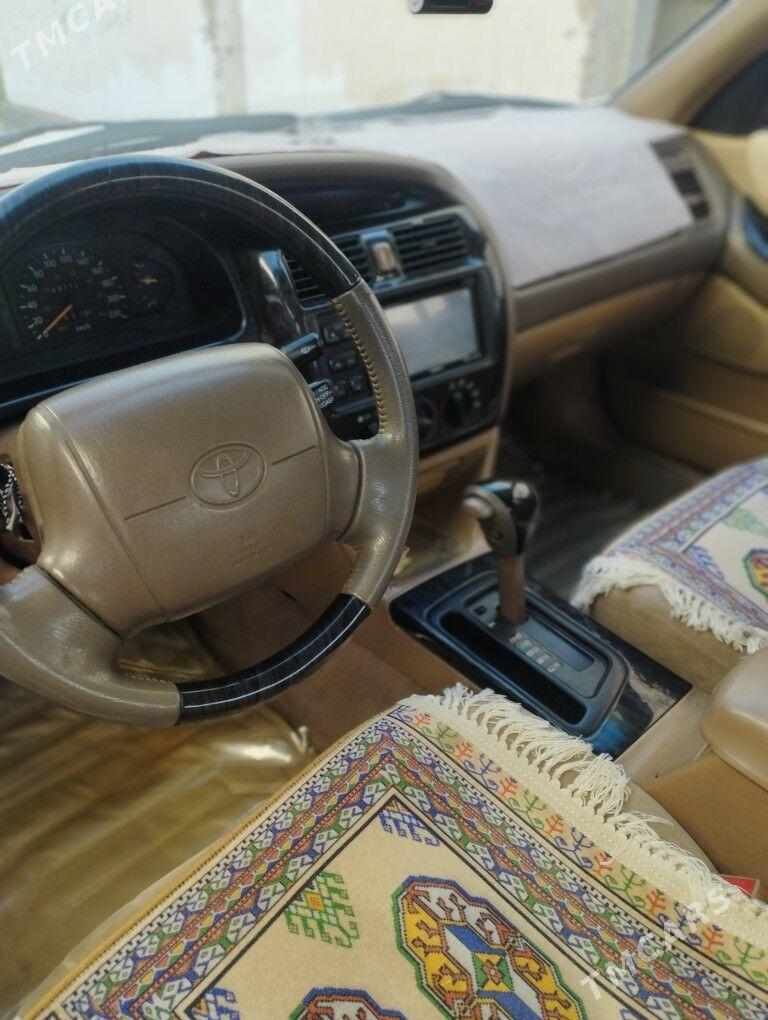 Toyota Avalon 1996 - 136 000 TMT - Тагтабазар - img 4