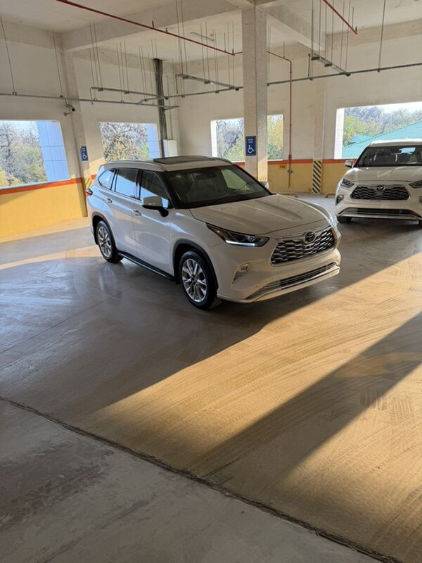 Toyota Highlander 2022 - 728 900 TMT - Ашхабад - img 3