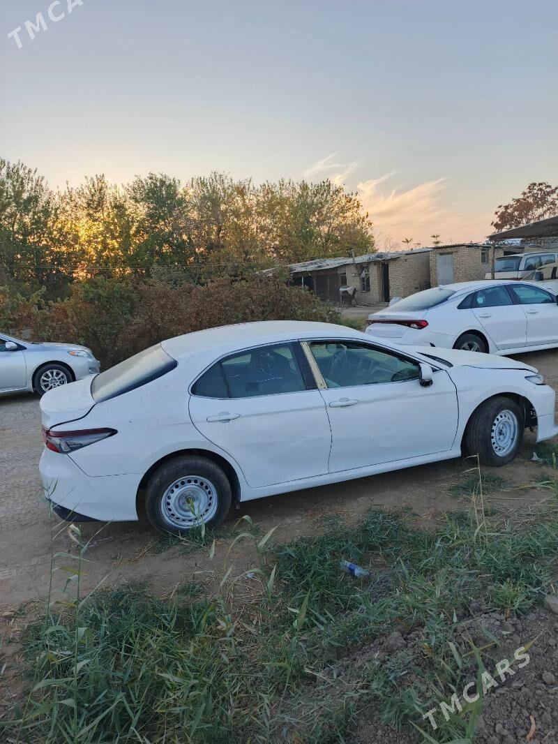 Toyota Camry 2023 - 170 000 TMT - Мары - img 4