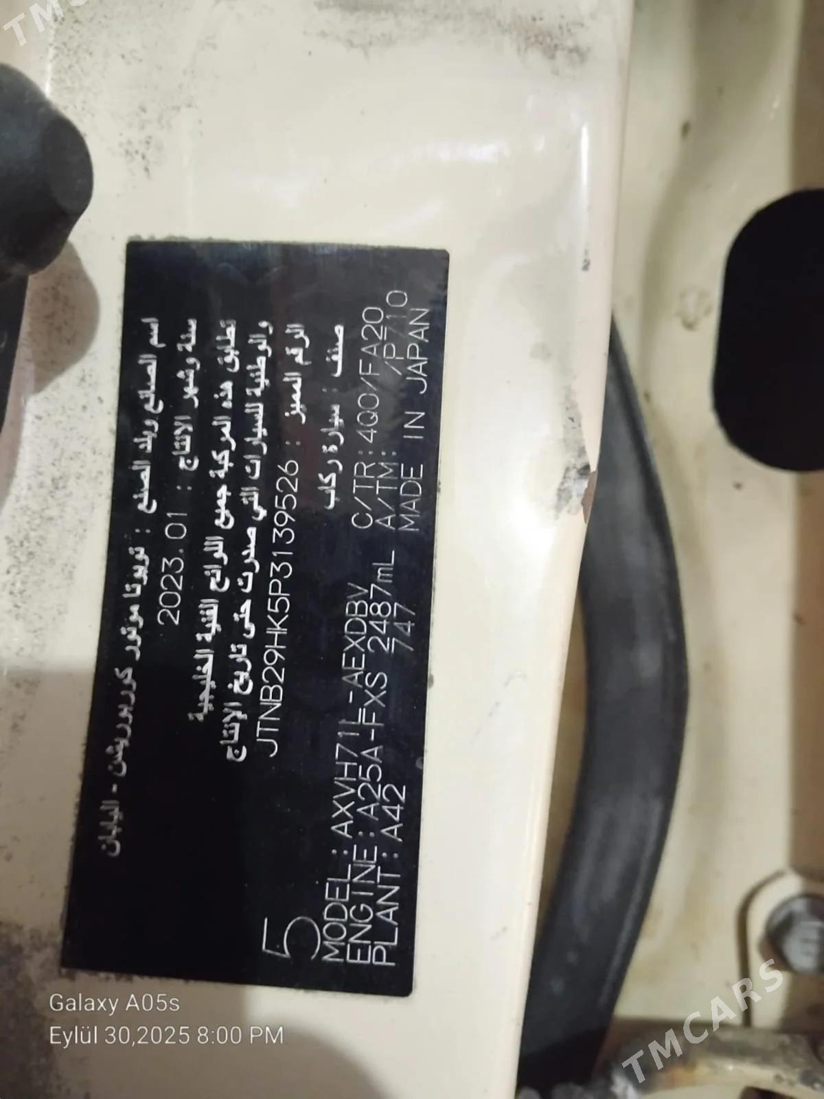 Toyota Camry 2023 - 170 000 TMT - Мары - img 7