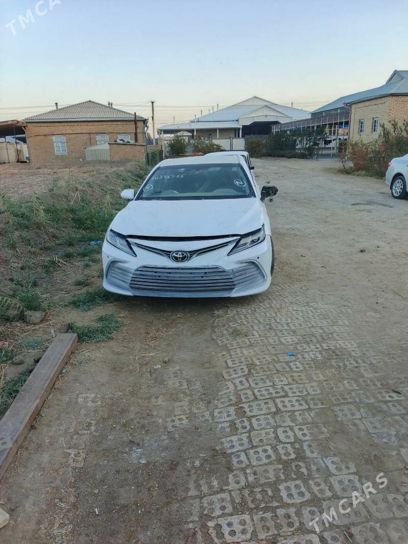 Toyota Camry 2023 - 170 000 TMT - Мары - img 10