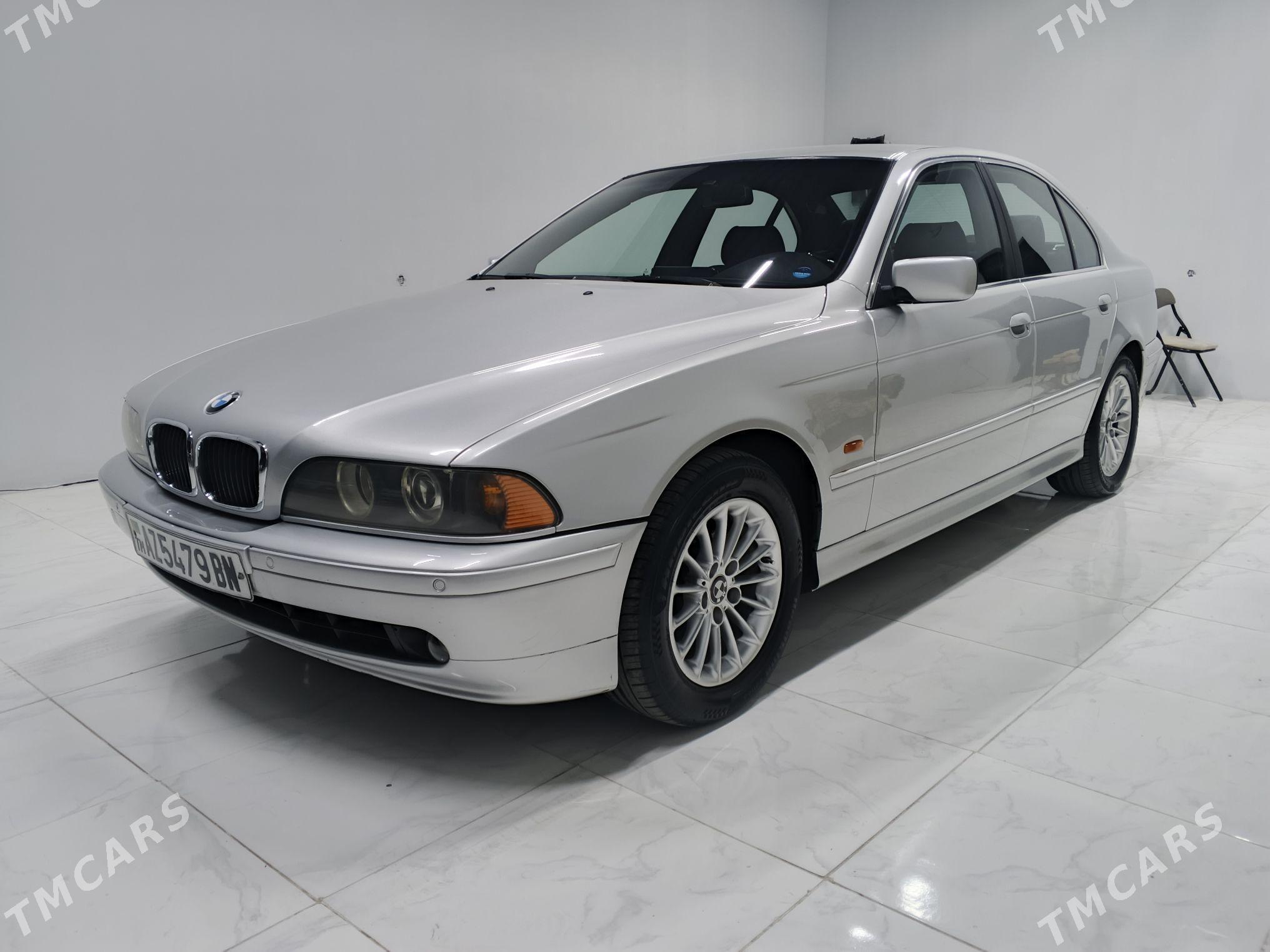 BMW E39 2002 - 125 000 TMT - Балканабат - img 2