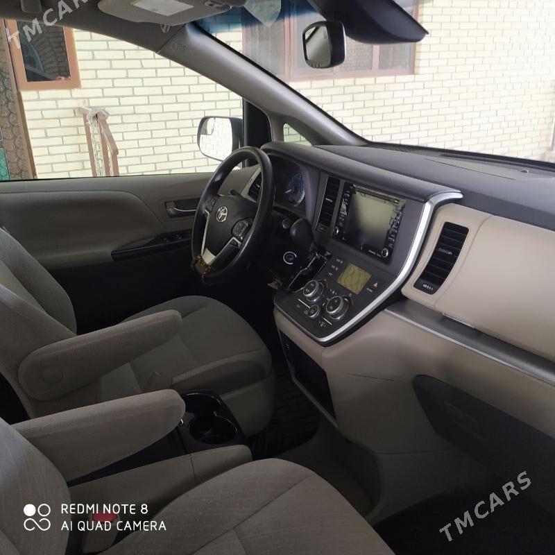 Toyota Sienna 2020 - 395 000 TMT - Векильбазар - img 7