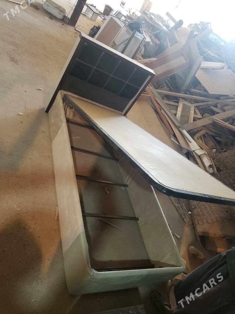 krowat - Mary - img 2