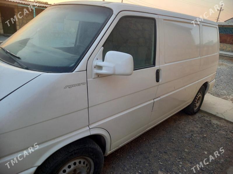 Volkswagen Transporter 2003 - 85 000 TMT - Гызыларбат - img 2