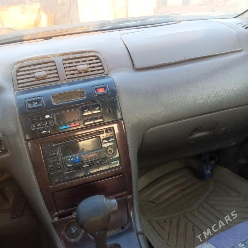 Nissan Maxima 1996 - 28 000 TMT - Болдумсаз - img 2