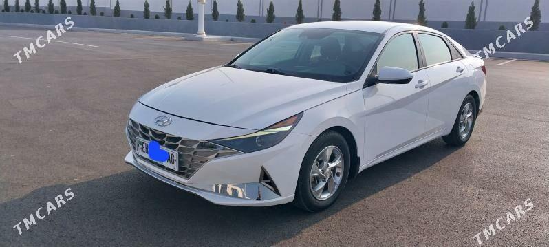 Hyundai Elantra 2022 - 245 000 TMT - Büzmeýin - img 5