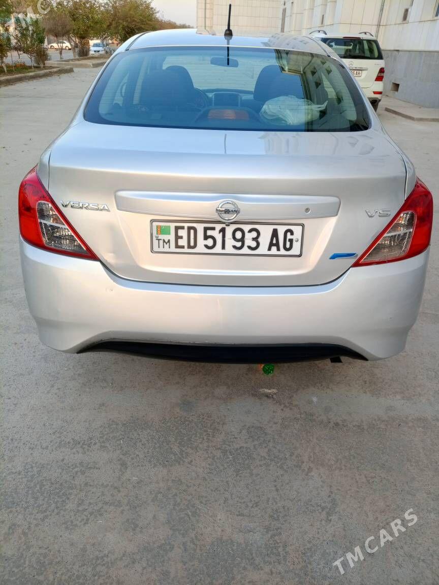 Nissan Versa 2011 - 120 000 TMT - Ашхабад - img 3
