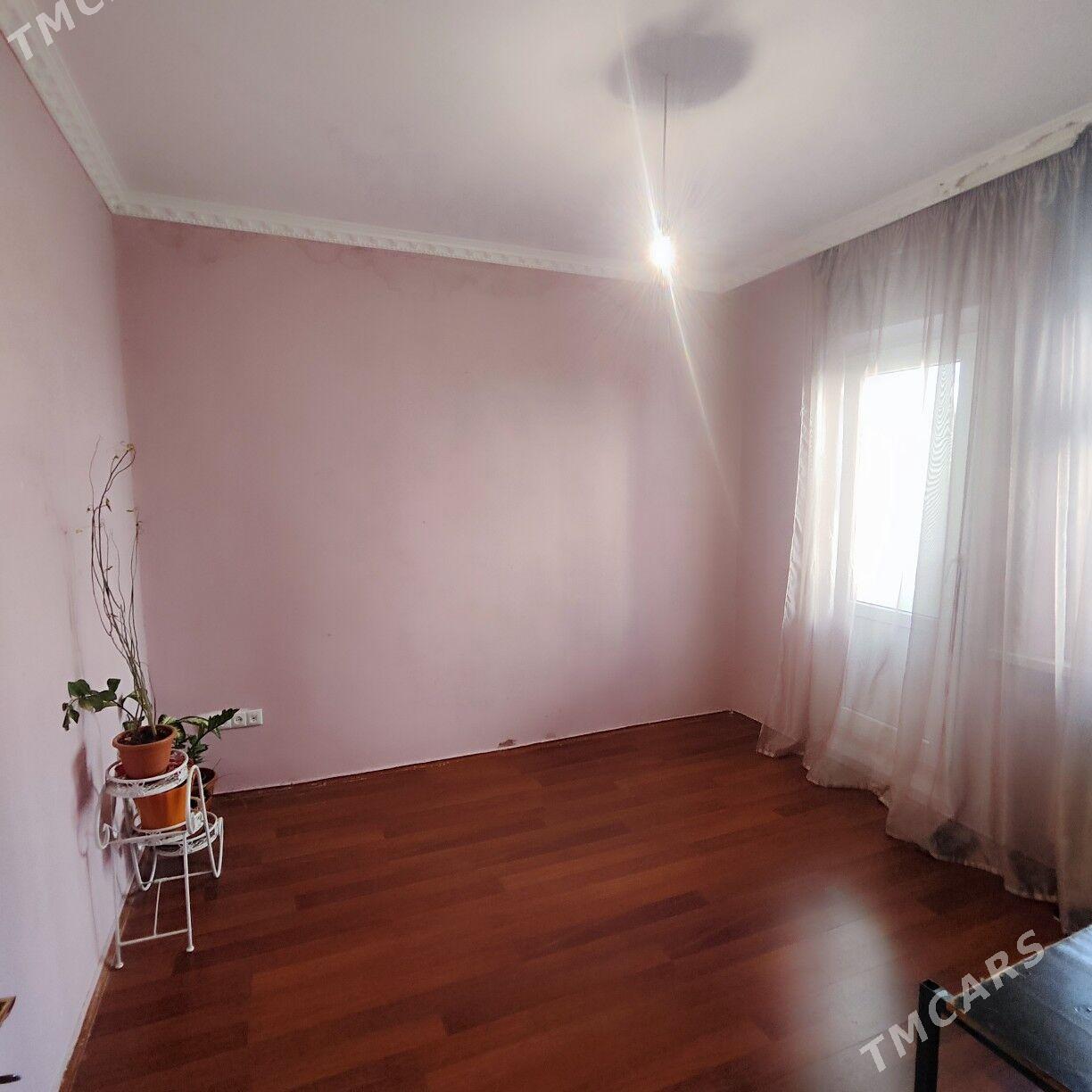 МИР 7 - 3 КОМ - 2 ЭТАЖ - Мир 7 - img 3