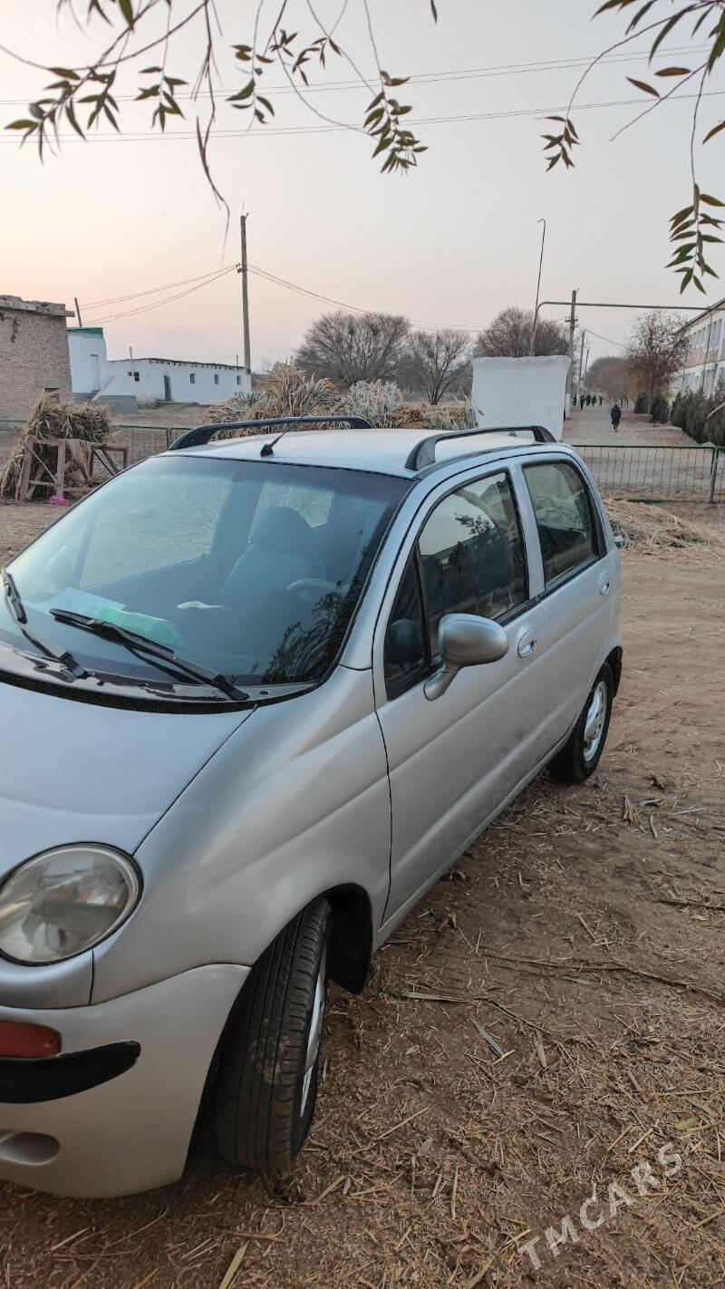 Chevrolet Captiva 1999 - 35 000 TMT - Гурбансолтан Едже - img 2