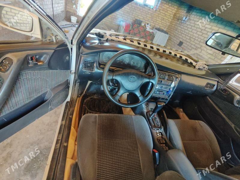 Toyota Corona 1994 - 35 000 TMT - Dänew - img 4