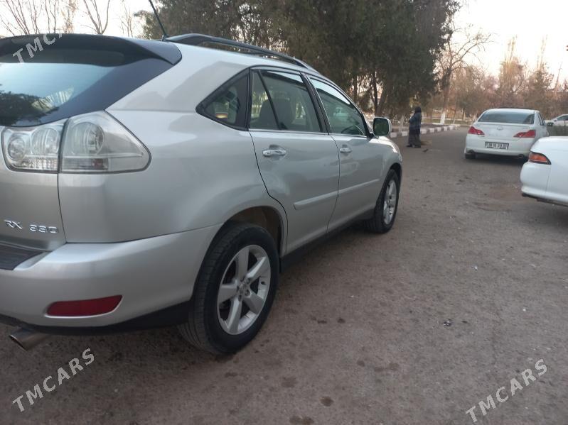 Lexus RX 330 2004 - 250 000 TMT - Гурбансолтан Едже - img 4
