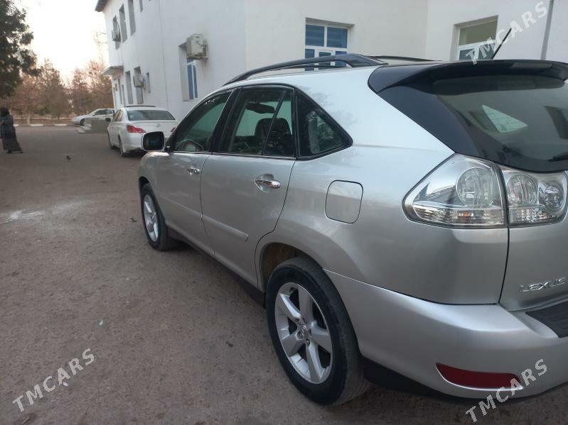 Lexus RX 330 2004 - 250 000 TMT - Гурбансолтан Едже - img 3