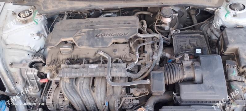 Hyundai Elantra 2021 - 300 000 TMT - Mary - img 9