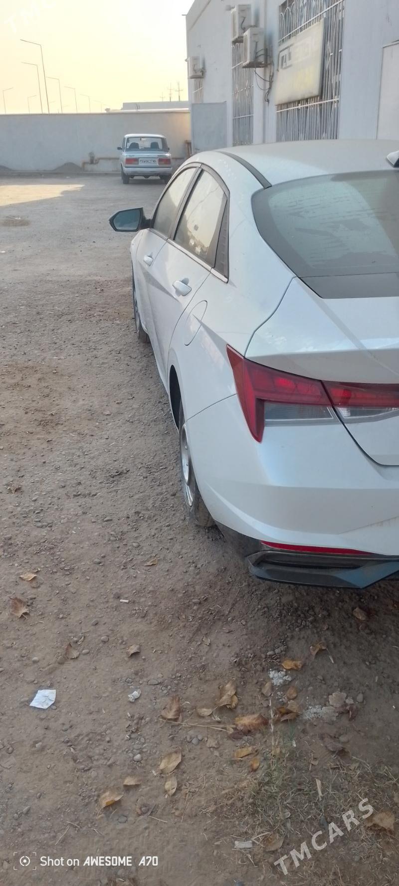 Hyundai Elantra 2021 - 300 000 TMT - Mary - img 4