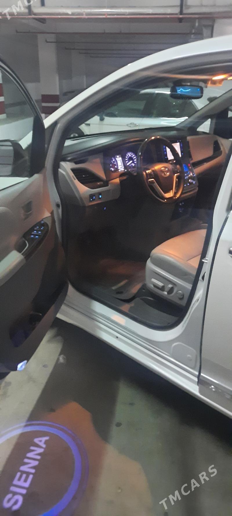 Toyota Sienna 2017 - 415 000 TMT - ул. Советская (Гарашсызлык шаёлы) - img 9