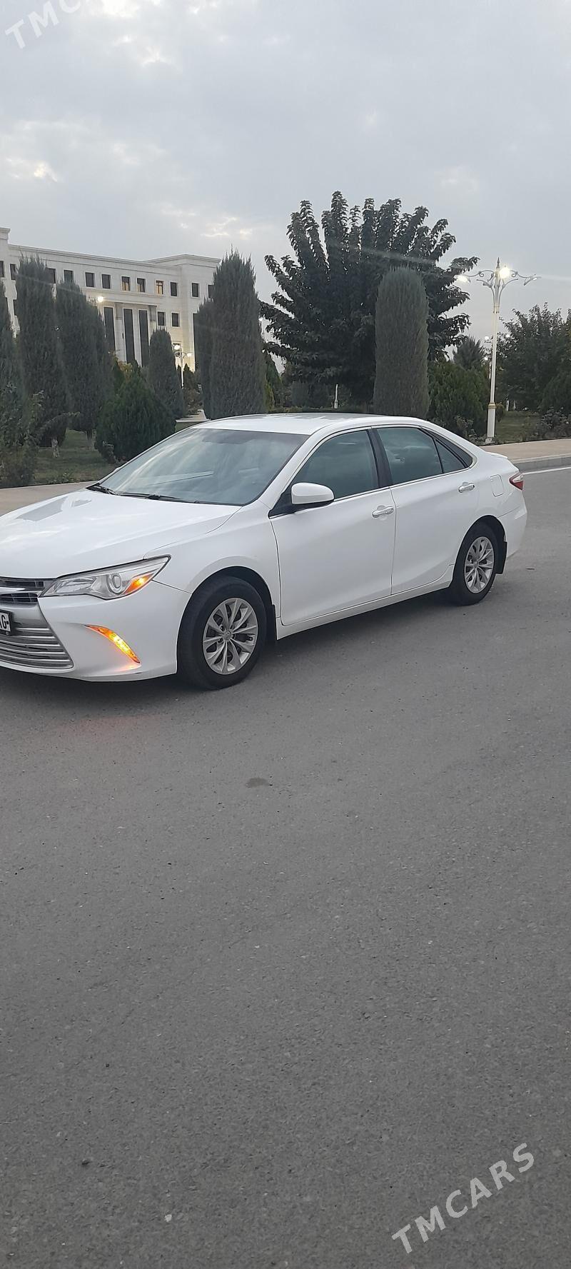 Toyota Camry 2015 - 240 000 TMT - Бузмеин - img 2