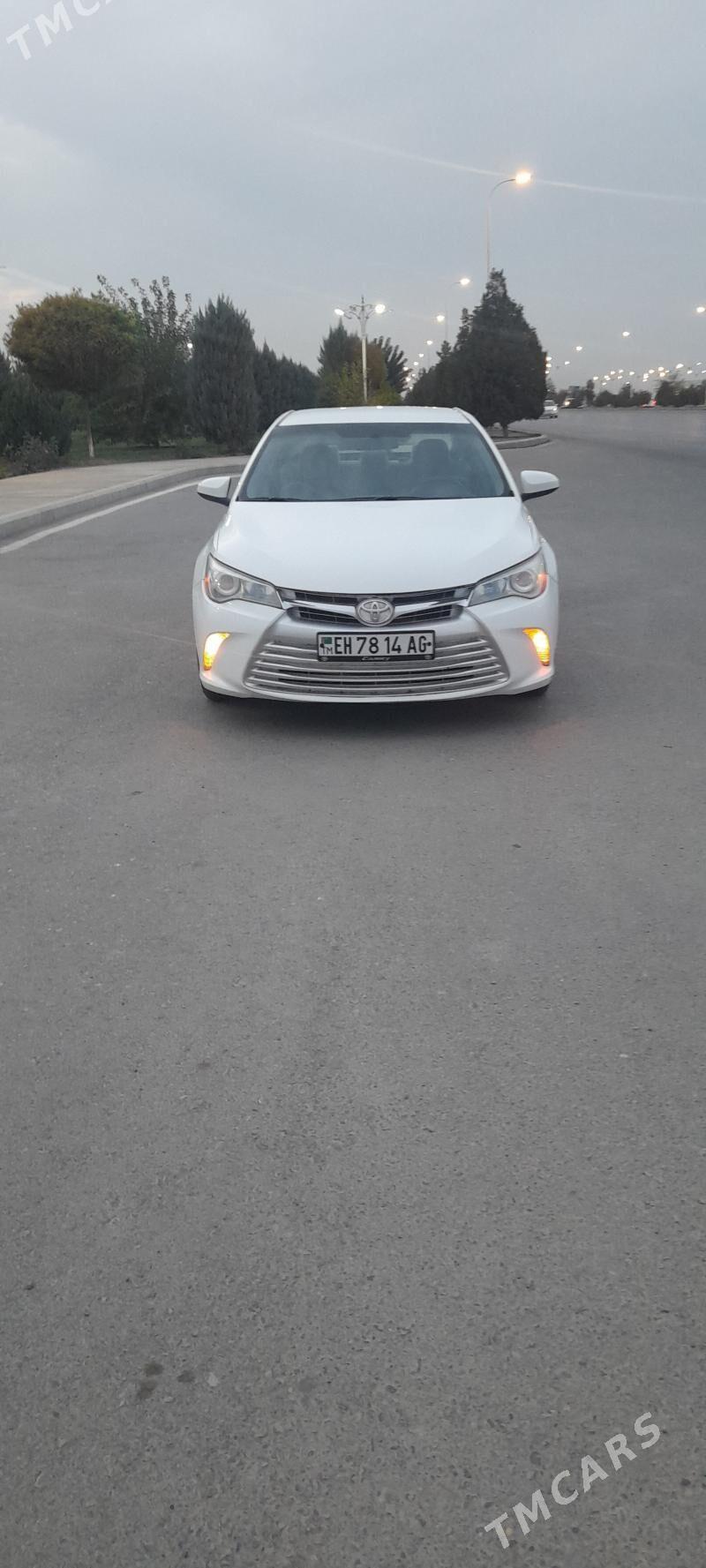 Toyota Camry 2015 - 240 000 TMT - Бузмеин - img 4