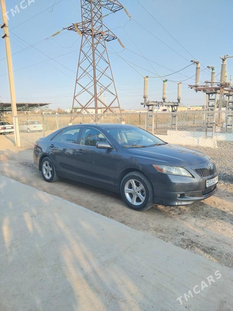 Toyota Camry 2009 - 200 000 TMT - Байрамали - img 2