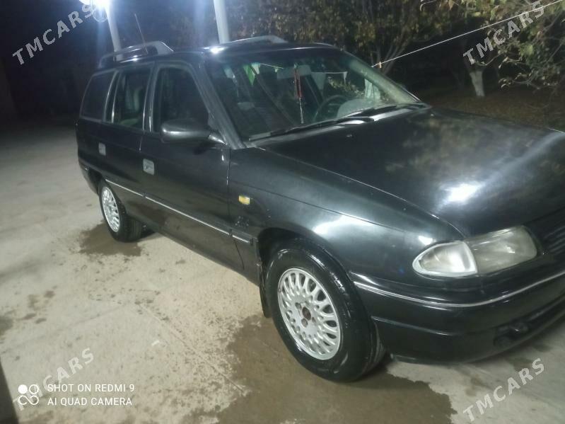 Opel Astra 1993 - 45 000 TMT - Дянев - img 1