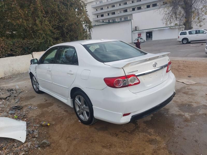 Toyota Corolla 2011 - 123 000 TMT - Aşgabat - img 4