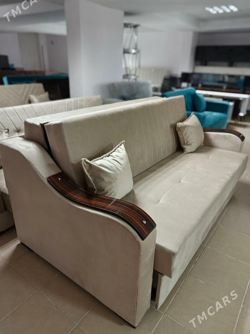 Akardion diwan Акардион диван - Гуртли - img 1