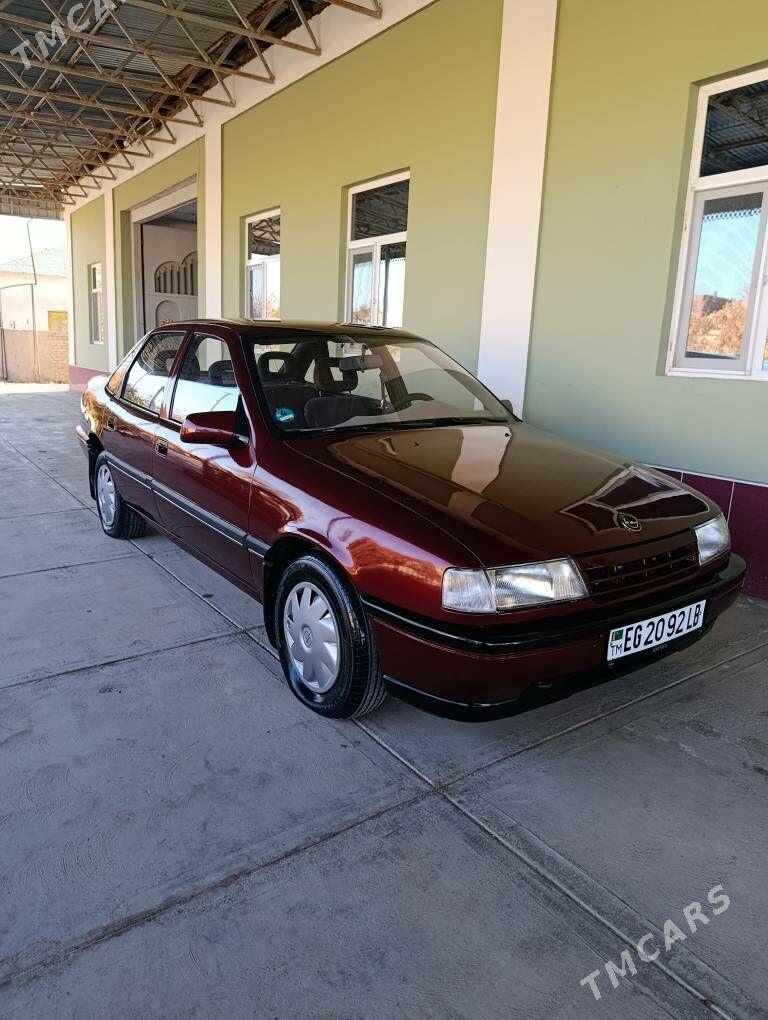 Opel Vectra 1992 - 48 000 TMT - Сакар - img 1