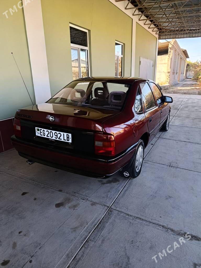 Opel Vectra 1992 - 48 000 TMT - Сакар - img 4