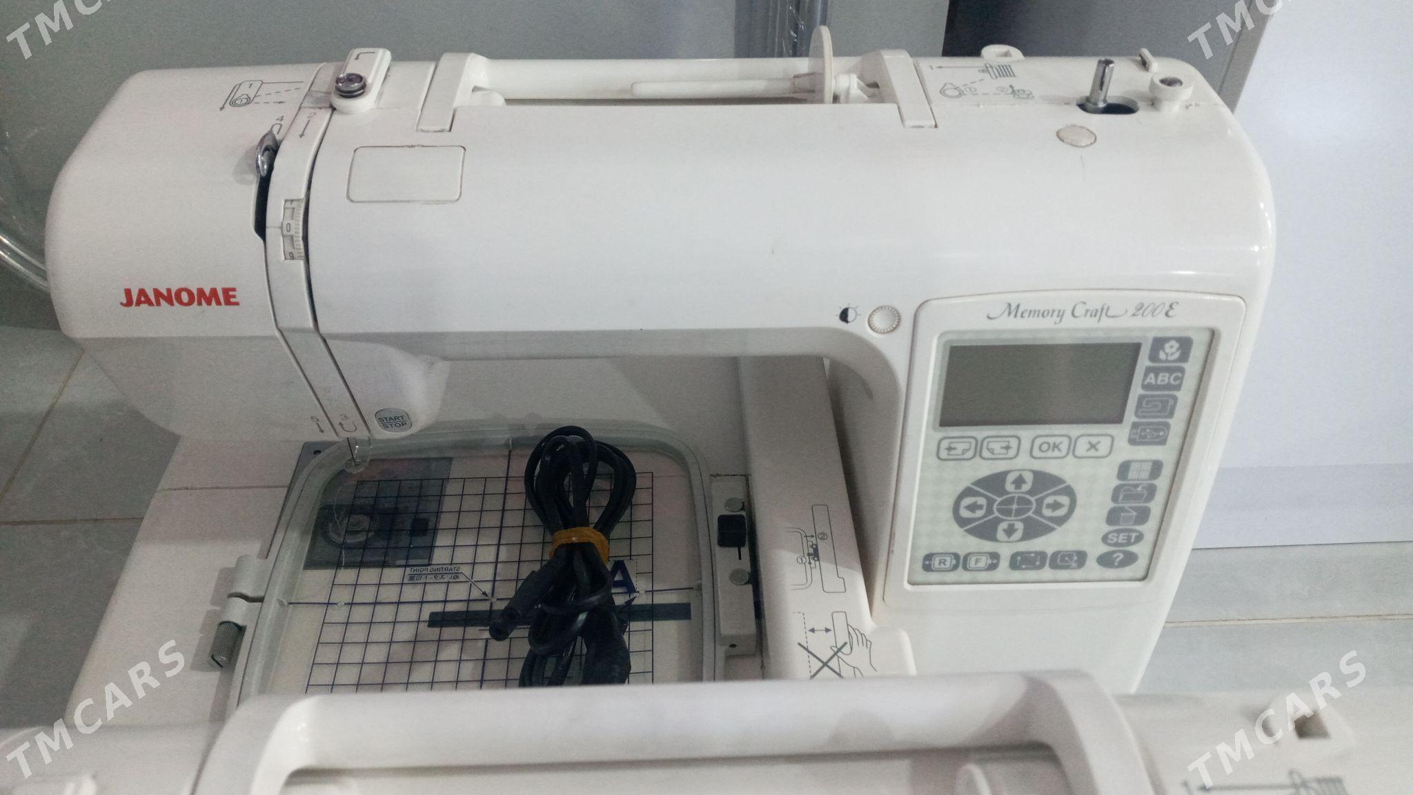 janome 200 E - Mary - img 4