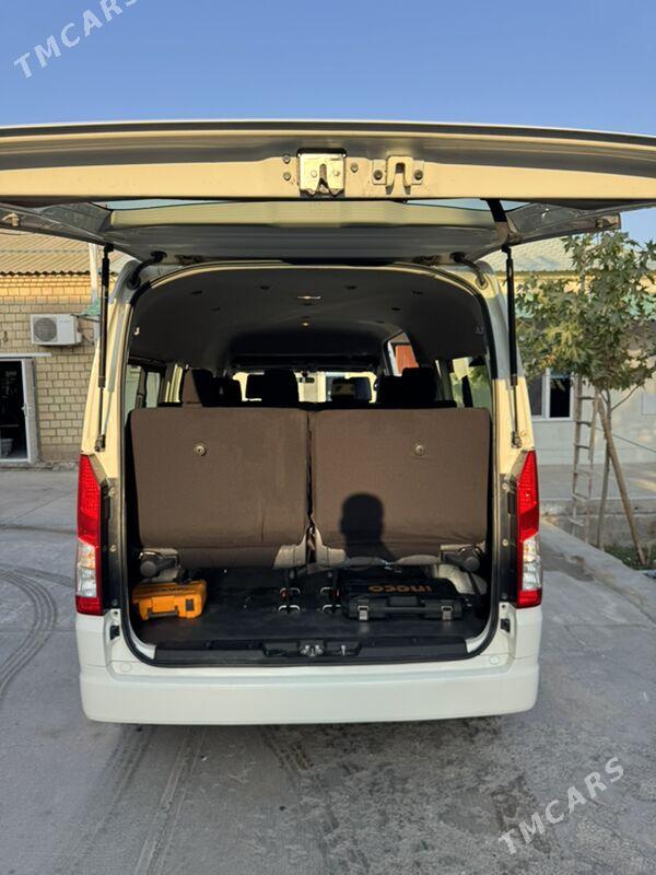 Toyota Hiace 2019 - 700 000 TMT - Ашхабад - img 2