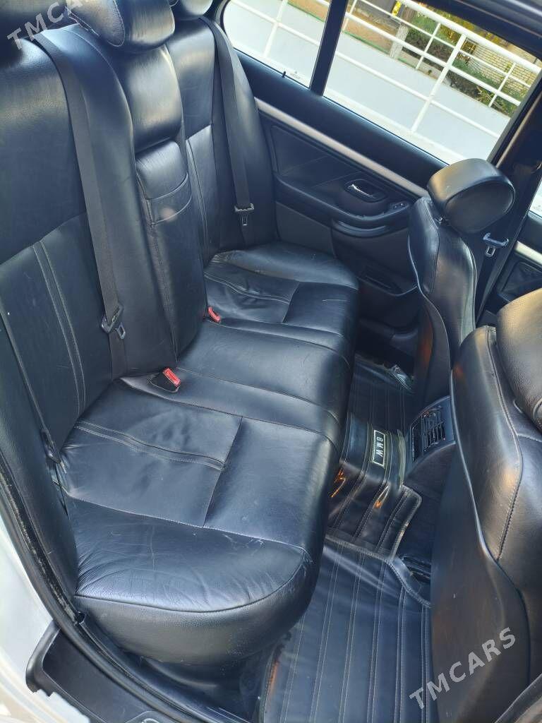 BMW E39 2003 - 130 000 TMT - Туркменбаши - img 9