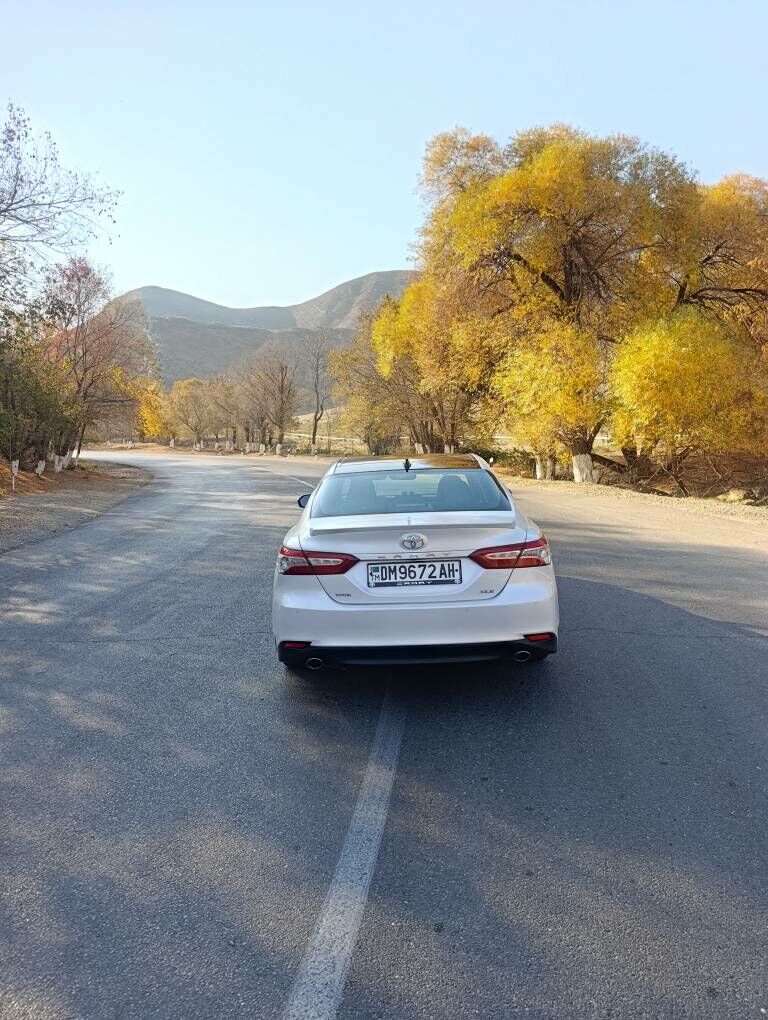 Toyota Camry 2018 - 390 000 TMT - Бузмеин ГРЭС - img 3