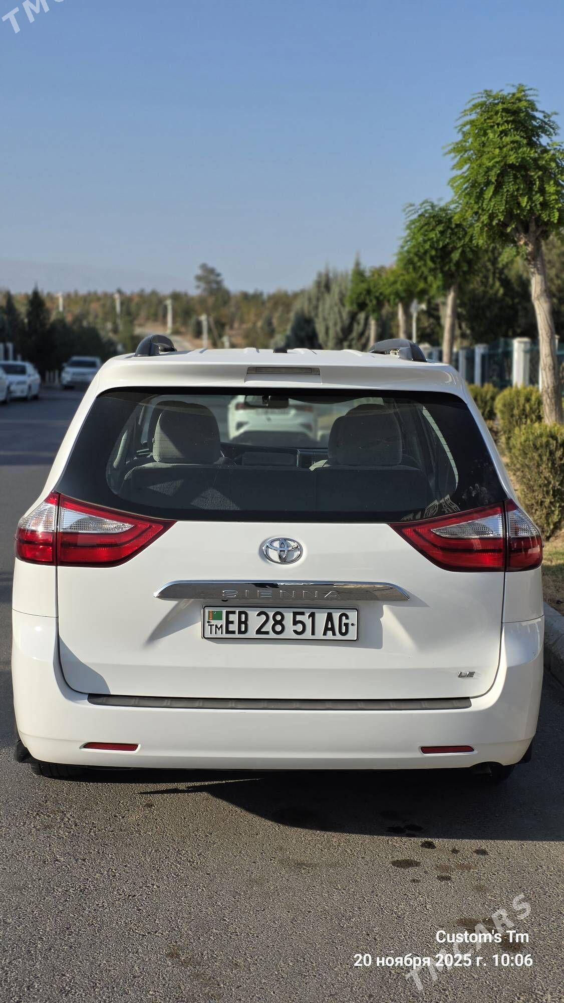 Toyota Sienna 2017 - 332 000 TMT - Ашхабад - img 2